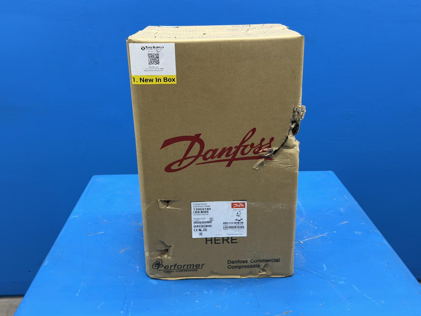 Danfoss Inverter Scroll Compressor 3.7 Ton 44,000 BTU Variable Speed VZH044CJANB 220 - 240 V 3 Phase R410A