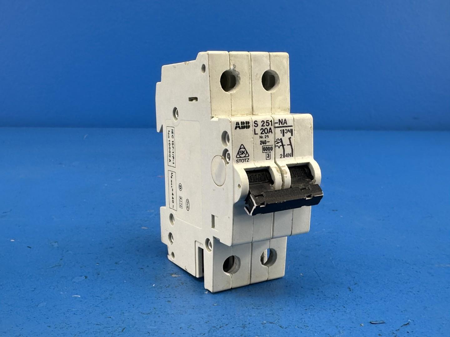 ABB Stotz S251-NA L20A 1P+N Miniature Circuit Breaker, 20A L Curve, 240VAC, DIN Rail