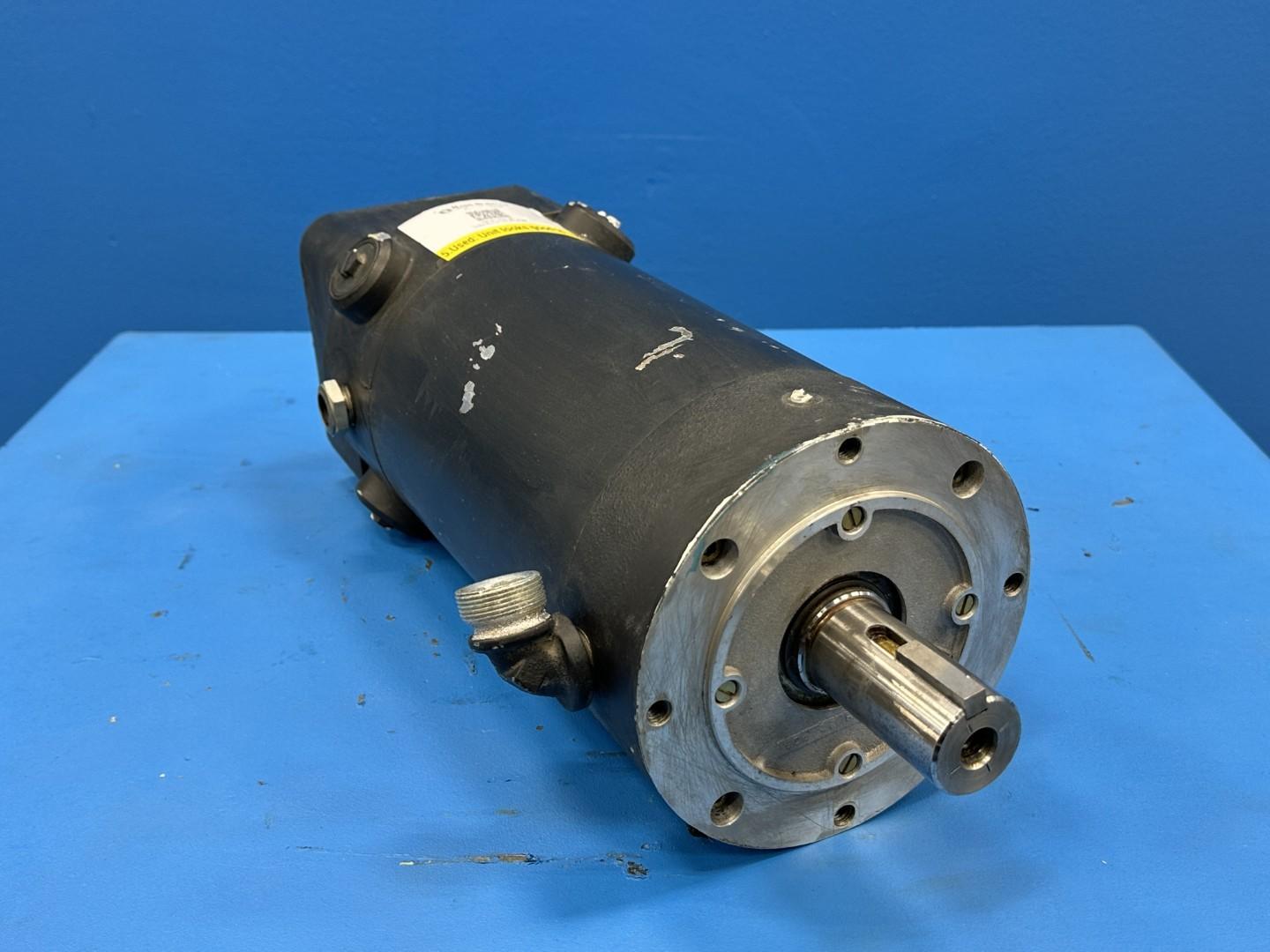 DC Permanent Magnet Servo Motor 185V 2600 RPM Cincinnati Milacron 1-605-0525 / Siemens 1HU4106-0AD01-Z w/ Tachometer