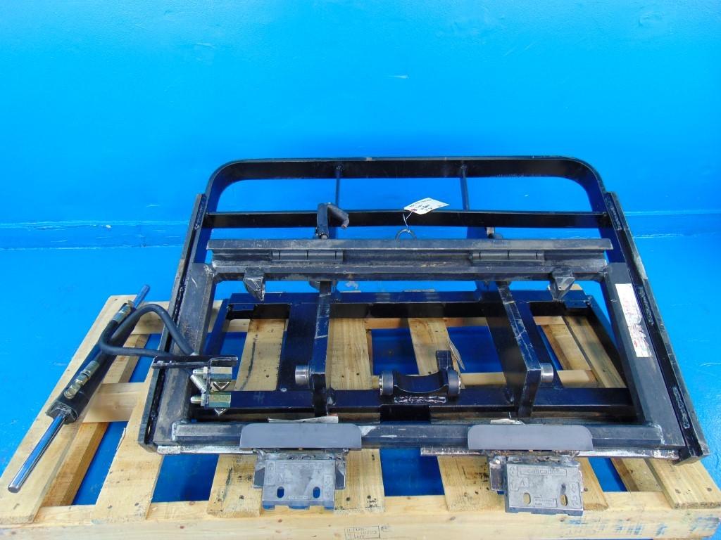 Cascade C-675514-3 Forklift Carriage & sideshift Forklift Attachment w/Clamps