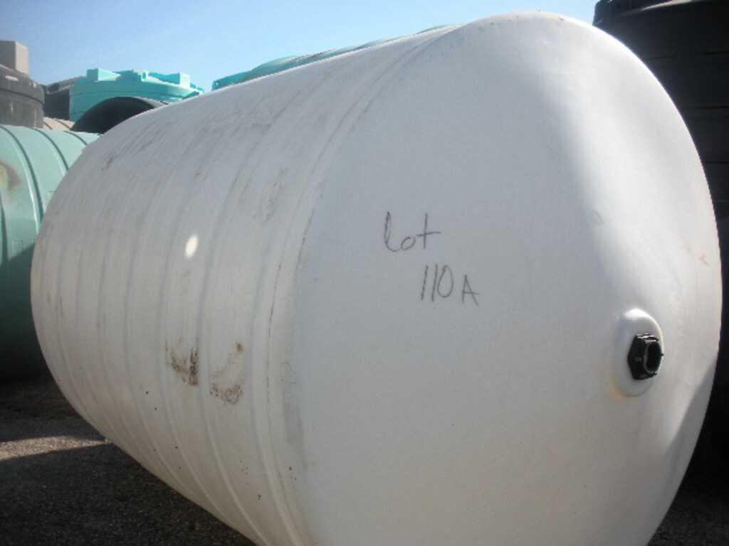 Enduraplas THC03000FG 3000 Gallon Green Full Drain Cone Bottom Tank - High-Capacity Liquid Storage Solution