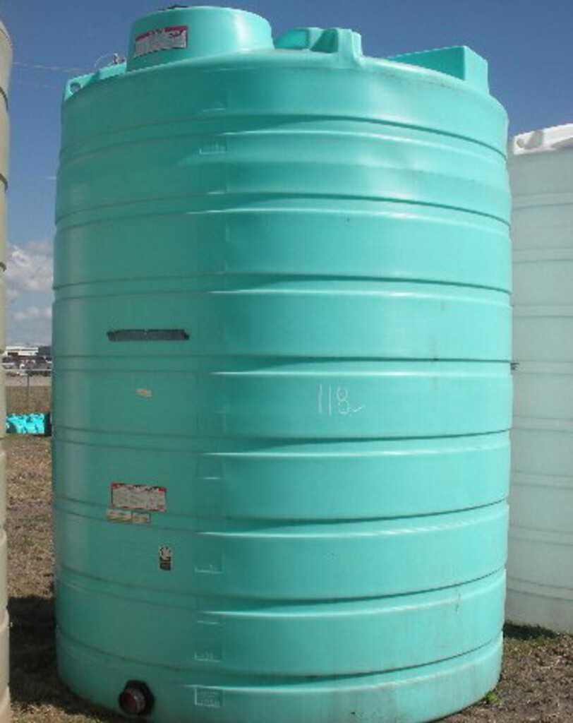 Enduraplas THV03000FG 3000 GALLON GREEN FULL DRAIN Flat BOTTOM TANK
