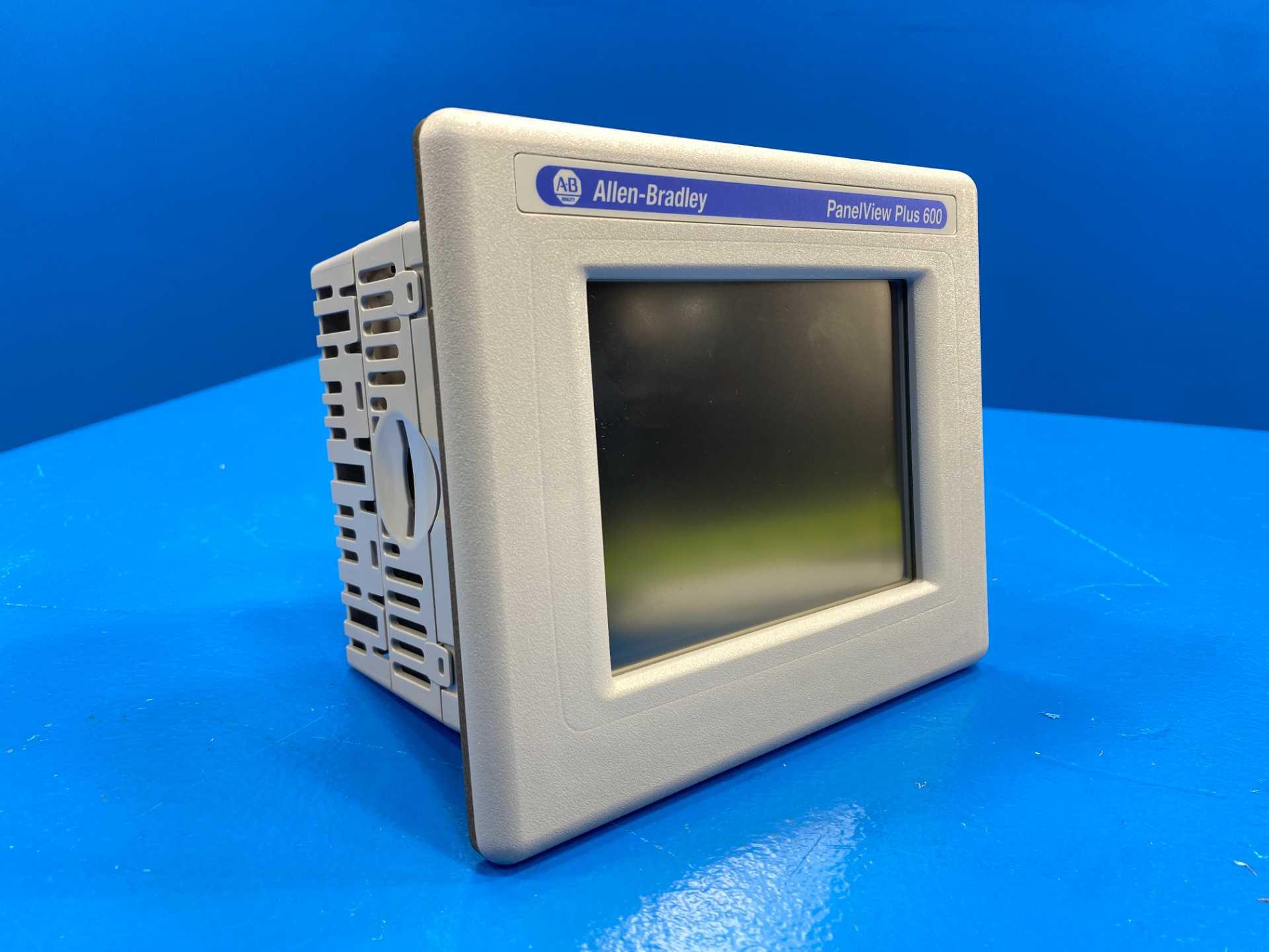 Allen-Bradley 2711P Panelview Plus 600 Allen Bradley 6" Graphic Terminal