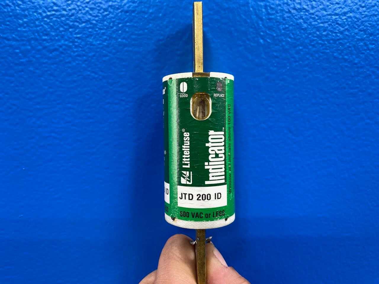 200 Amp Class J Time Delay Fuse 600V Littelfuse POWR-GARD JTD-200-ID Indicator