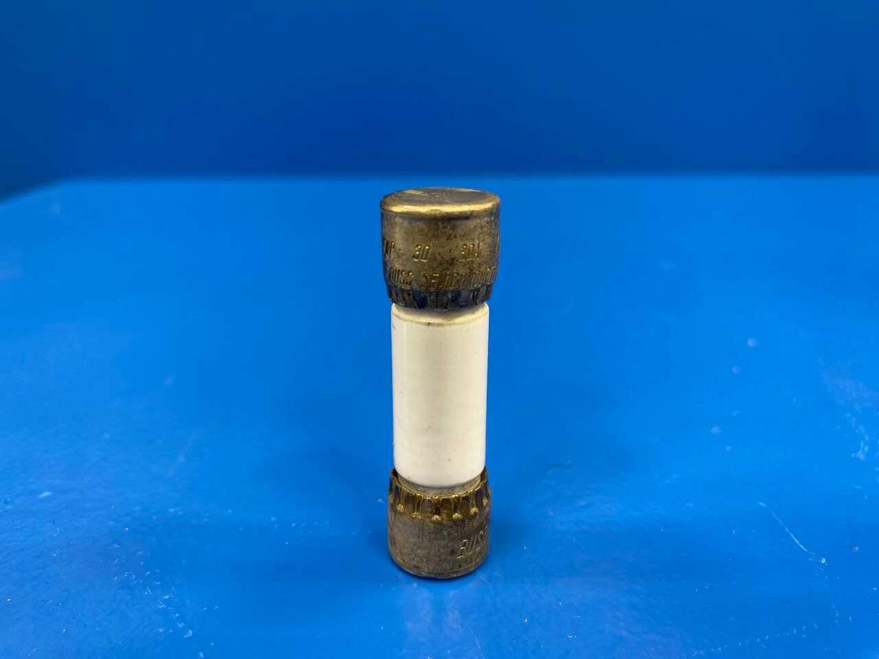 30 Amp Fuse Bussmann (model unknown - verify before listing)
