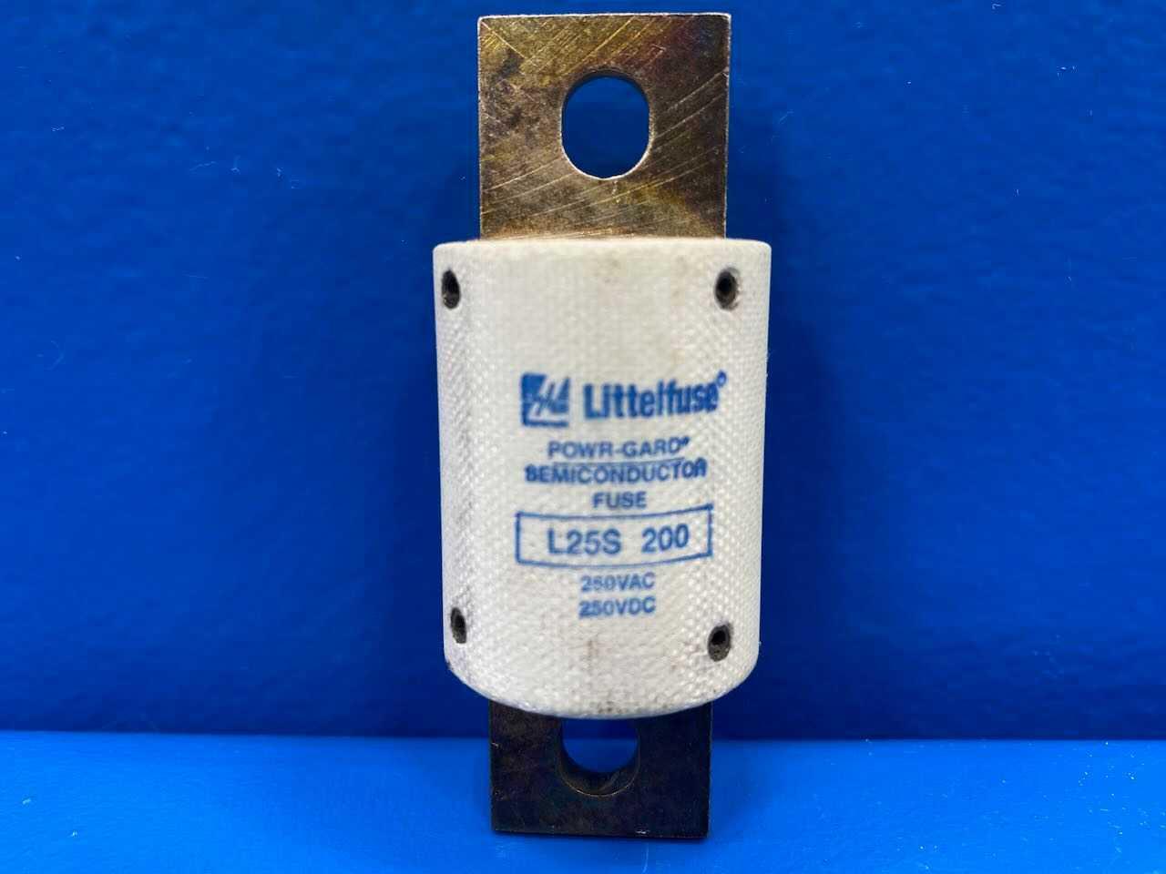 200 Amp Class L Fast-Acting Fuse 600V Littelfuse POWR-GARD L25S-200