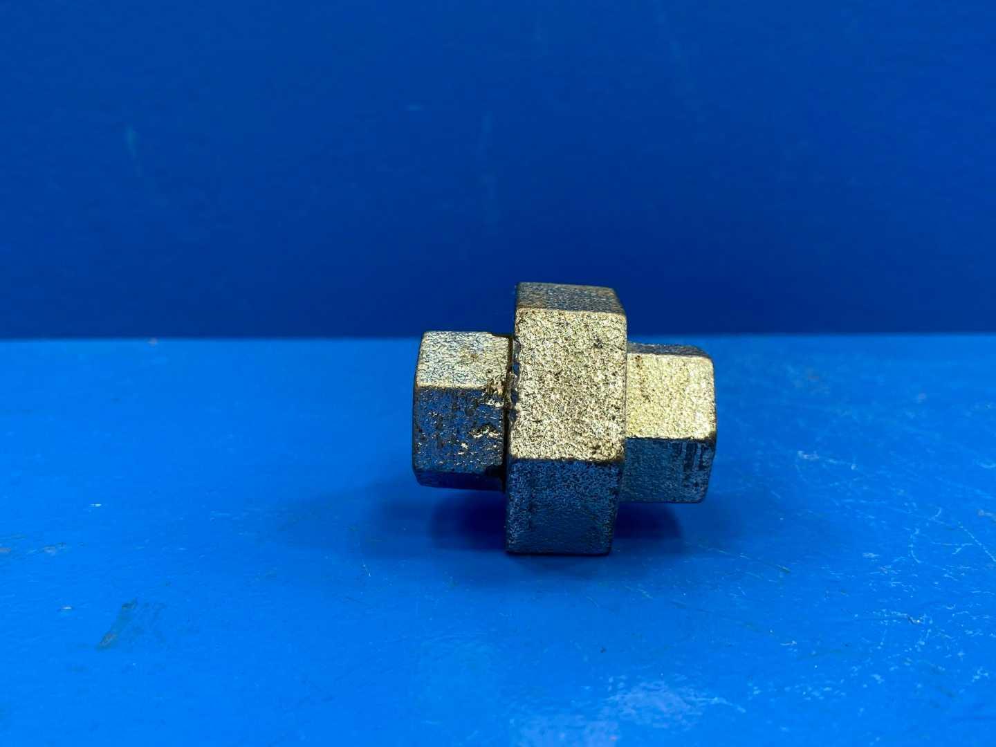 3/8" Class 150 Sch 40 Galv Malleable Iron Ground Joint Pipe Union