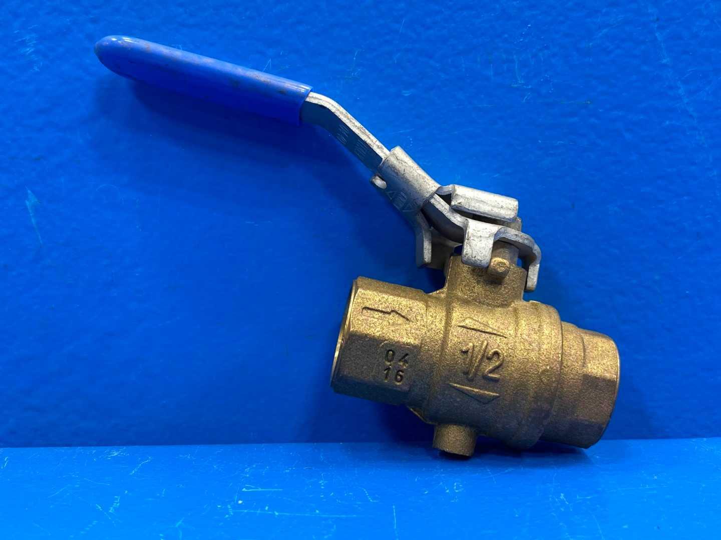 1/2" F-NPTxF-NPT Vented Exhaust w/ Lockable Handle Rub s93 Ball Valve (0427043)