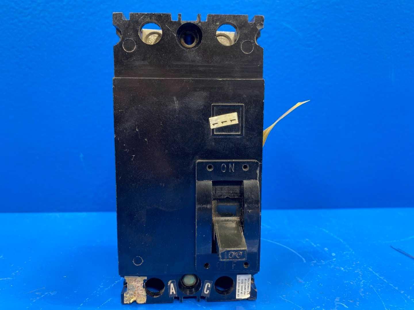 Square D FA26100AC 100 Amp Molded Case Circuit Breaker FA26100AC600V 2-Pole