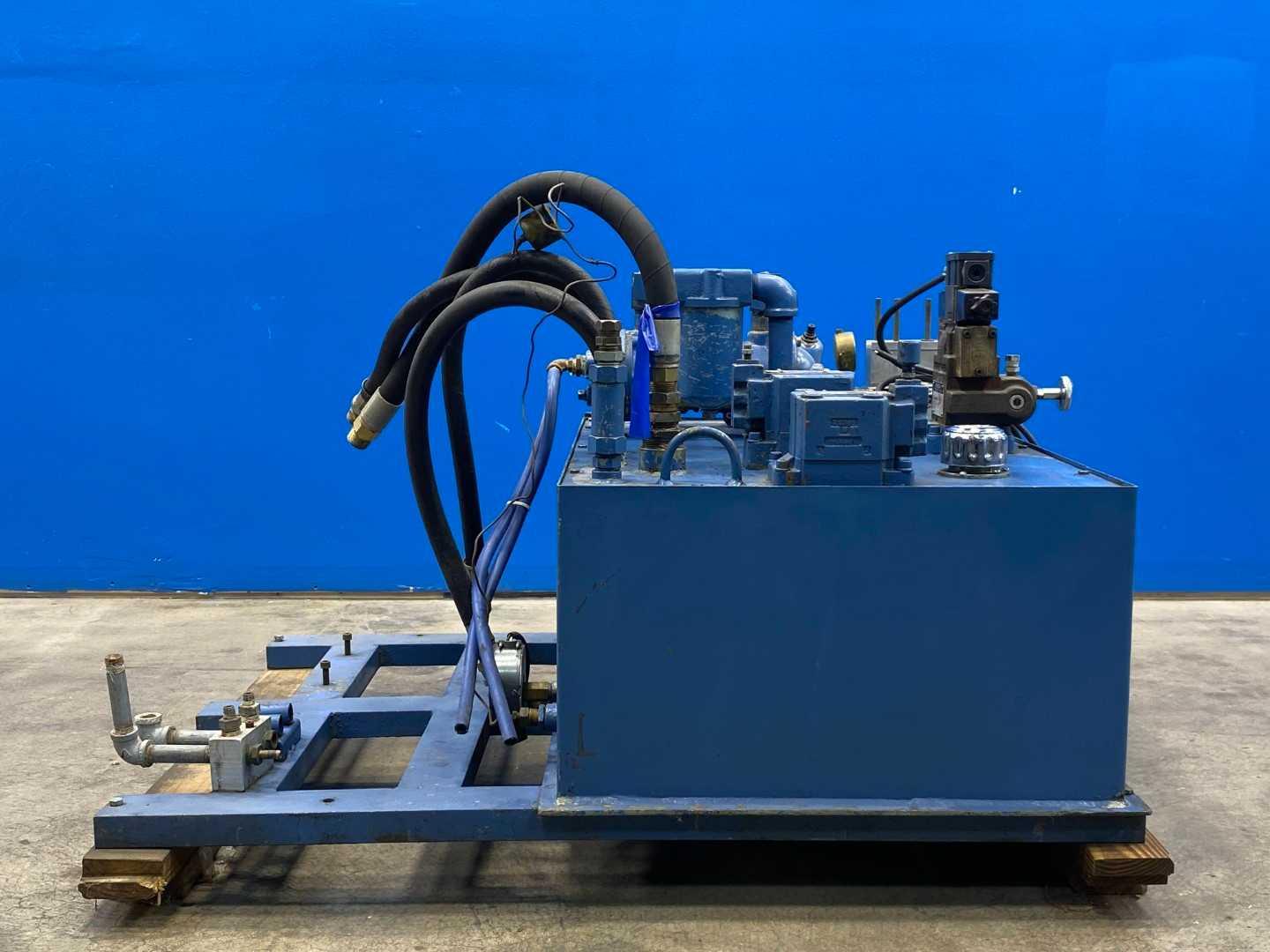 Industrial Hydraulic Power Unit w/ Parker 5000 PSI Valves, Vickers Components, Double A CircuitStak, Heat Exchanger