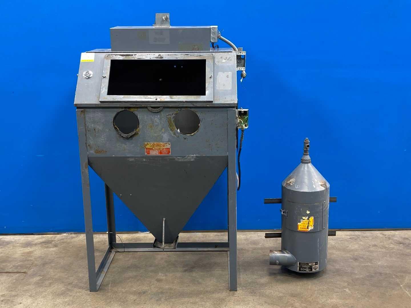 Sandblast Cabinet Trinco 36/BP w/ 300RC Dust Collector - 40"W