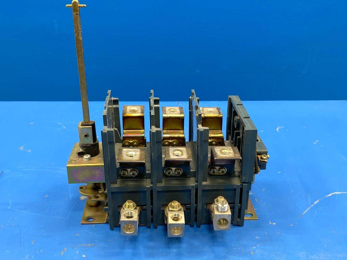 ABB OESA 160B3 160 Amp 3-Pole Switch Fuse Stromberg OESA160B3 AC-23 125A 500V, 60-65 kW @ 380-500V, 55 kW @ 660V