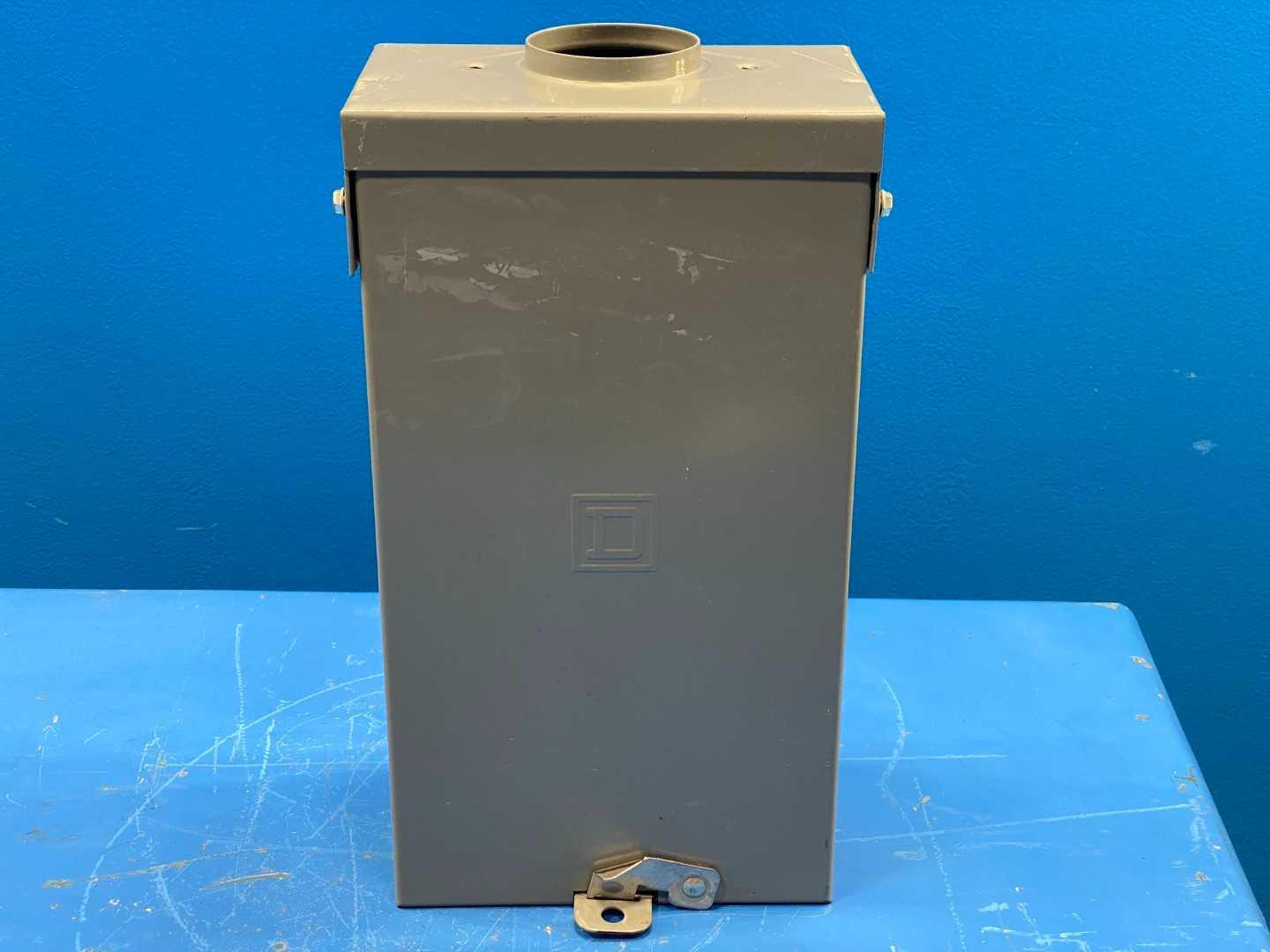 Square D QO2100NRB 100 Amp Circuit Breaker Enclosure 120/240Vac Single Phase 3-Wire