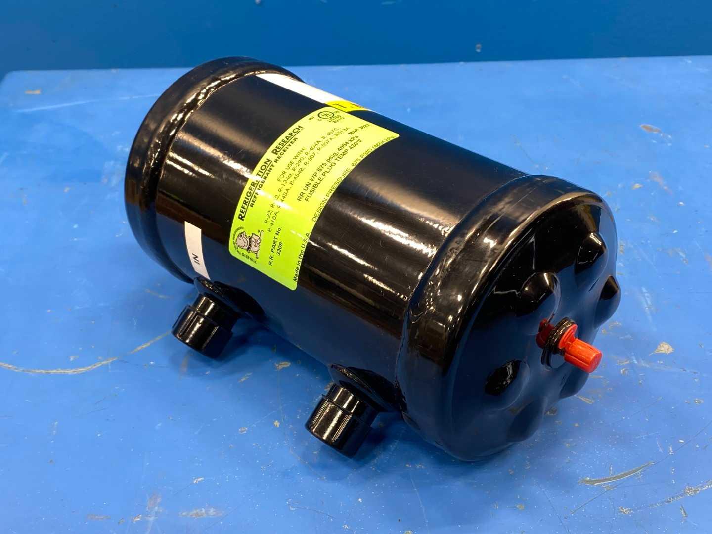 Refrigeration Research 3309 Refrigerant Receiver Higher Pressure Bulldog 1" Rotolock, Leek Pruf 675 PSIG 5.5Lbs Capacity