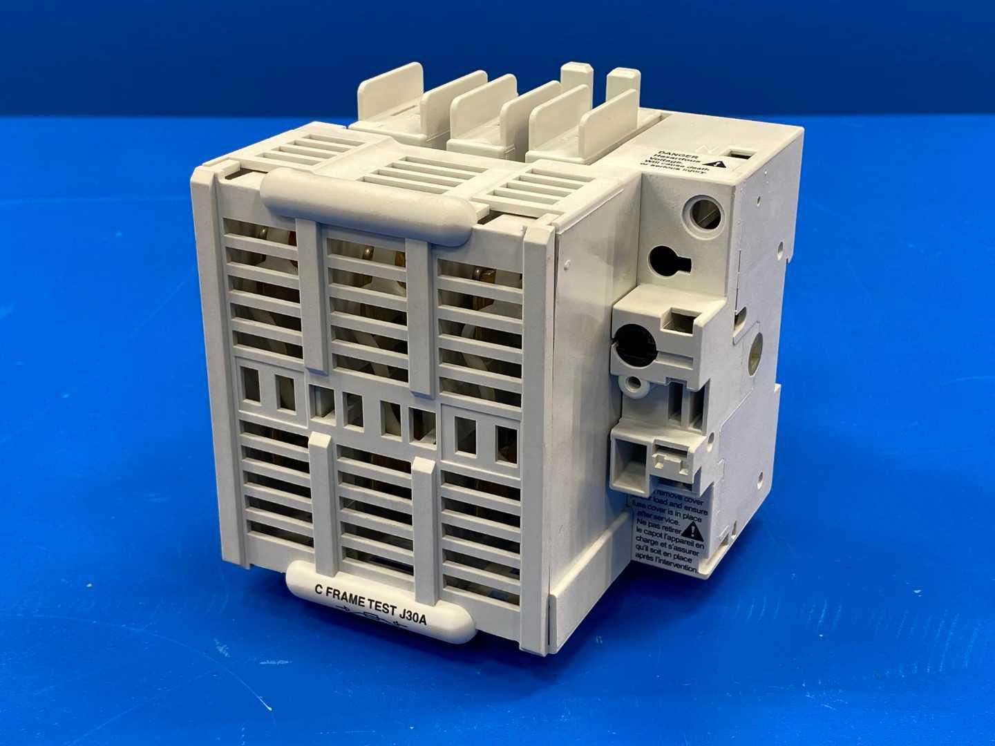 Eaton R4H3030FJ 30 Amp Fusible Rotary Disconnect 600VAC 3-Pole H Frame