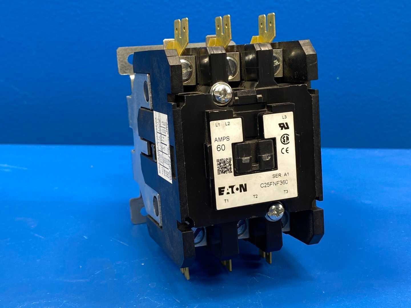 Eaton C25FNF360T 60 Amp Definite Purpose Contactor C25NFN360T 24V 3-Pole 50/60 Hz