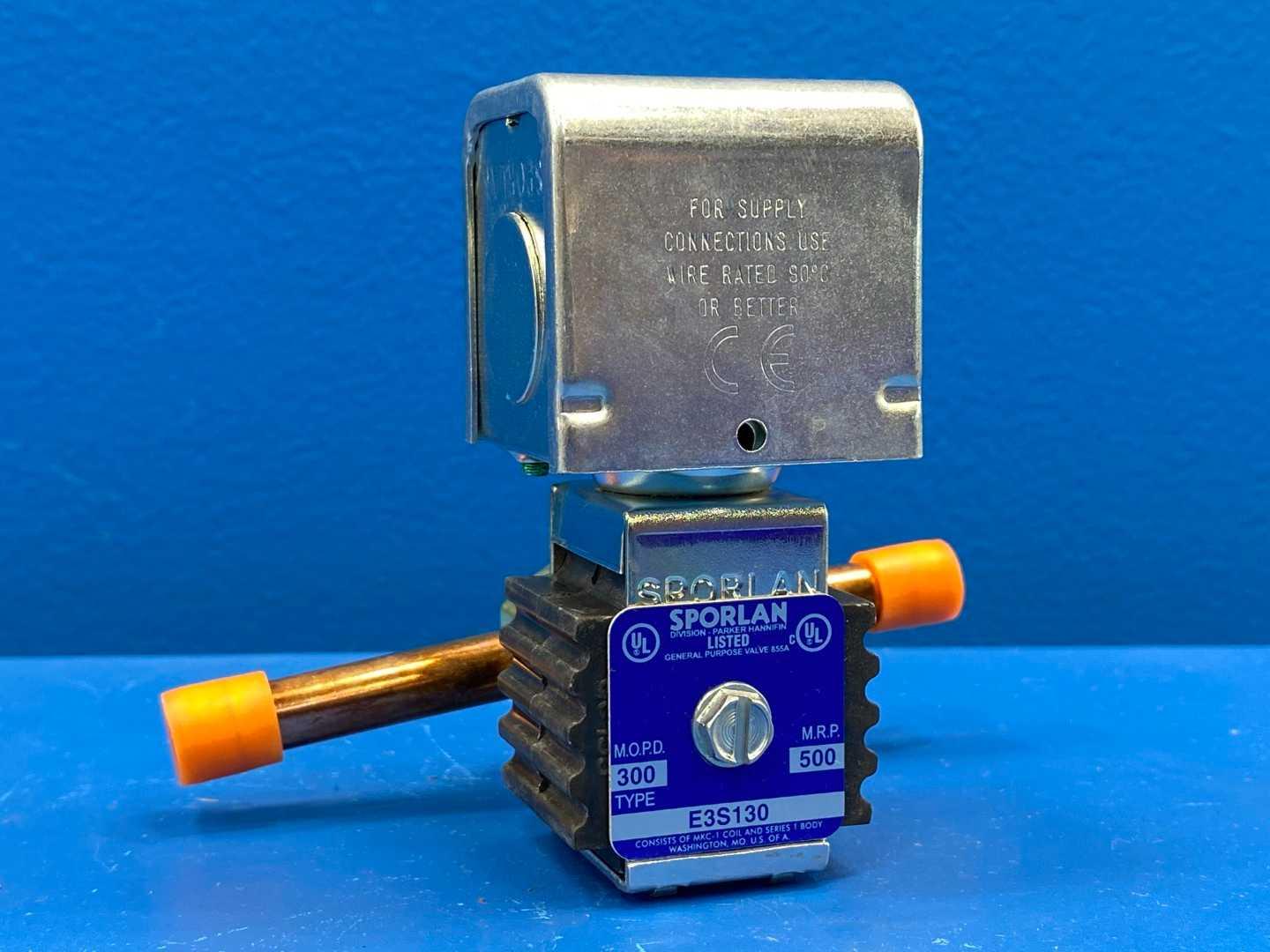 Sporlan Liquid Line Solenoid Valve 3/8" ODF E3S130 24V w/ MKC-1 Coil