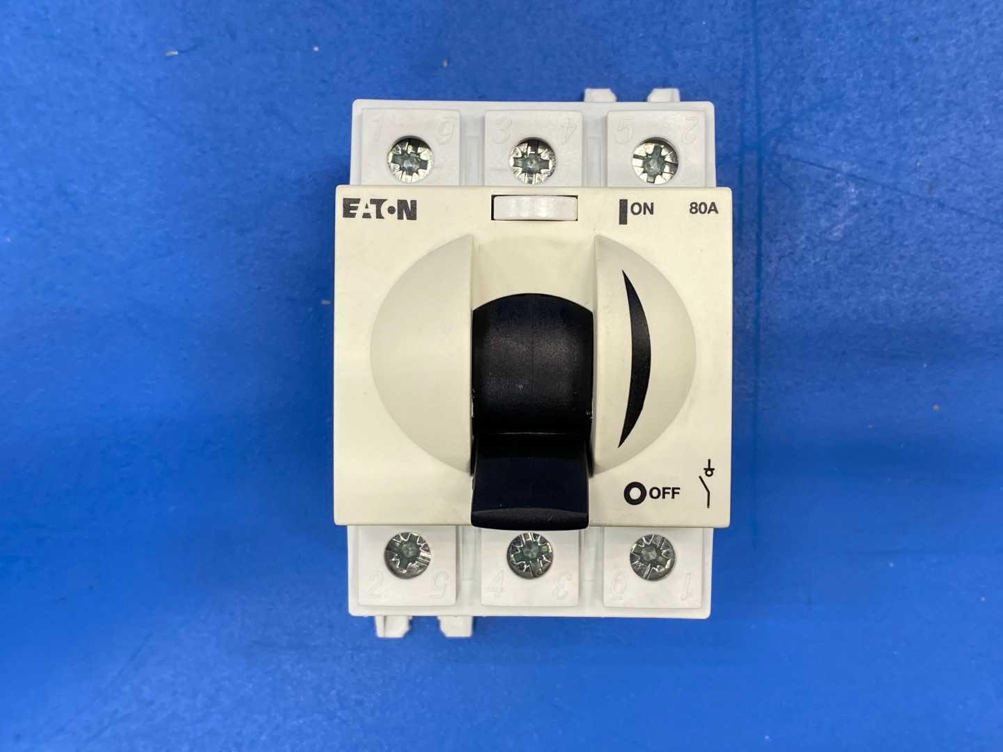 Eaton T5B3080U 80 Amp Non-Fusible Toggle Disconnect 600V 3-Pole B Frame