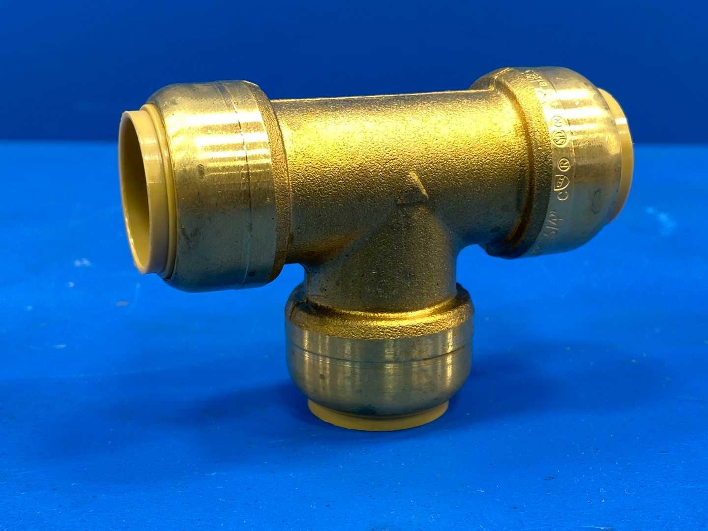 Sharkbite U370LF 3/4" x 3/4" x 3/4", TEE, TE, 200 PSI & 200 F