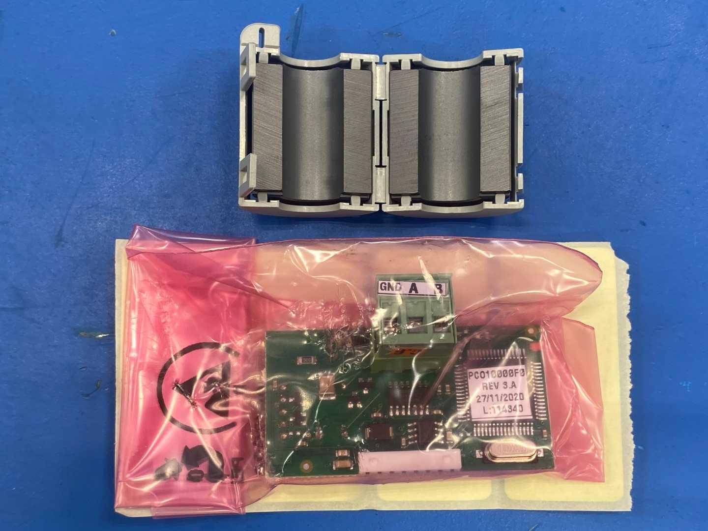 Carel PCO10000F0 PCOweb Communication Card PCO1/LON FTT-10 REV 3A