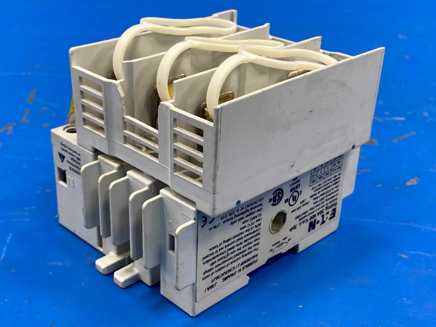 Eaton R4H3030FJ 30 Amp Fusible Rotary Disconnect 600VAC 3-Pole H Frame (Missing Plastic Rail)
