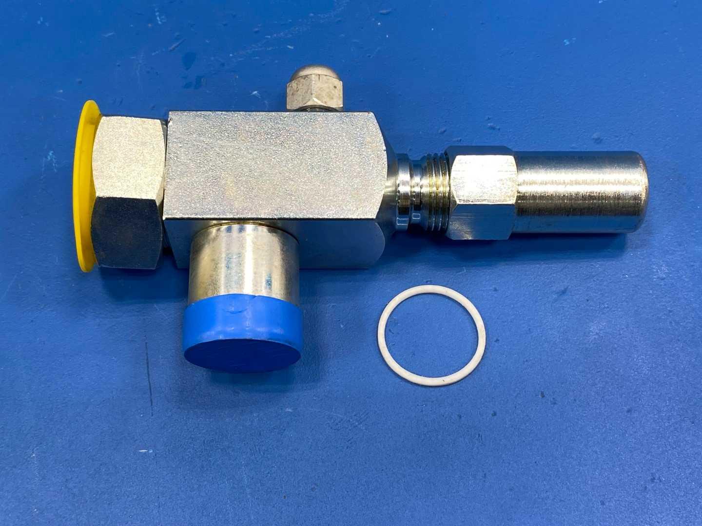HVAC Refrigeration Service Valve Rotolock 1-1/4 x 1 Sweat Horizontal Compressor