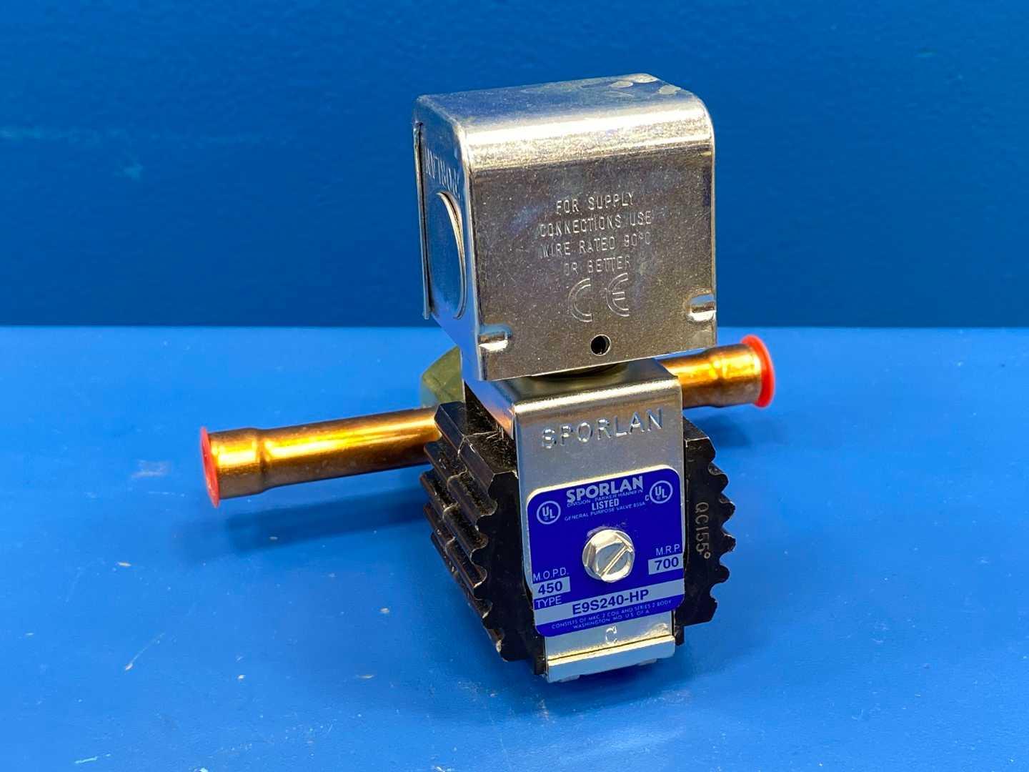 Sporlan Liquid Line Solenoid Valve 1/2" ODF E9S240-HP 24V w/ MKC-2 Coil