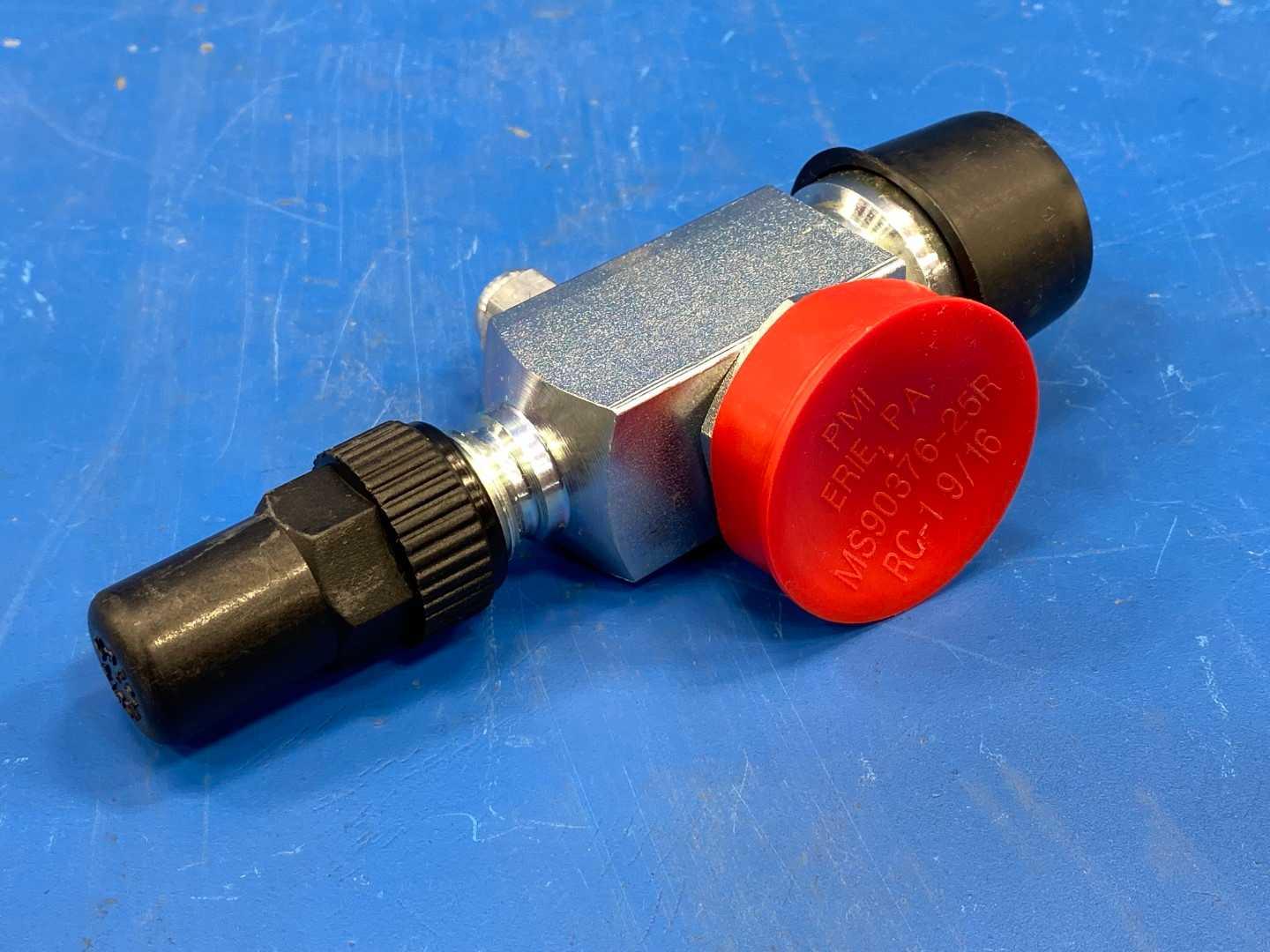 HVAC Refrigeration Service Valve Rotolock 1-1/4-12 x 1-1/8 Sweat Horizontal 1/4 Gauge Port Opposite Refrigeration Sales 091-400E220/135OZ