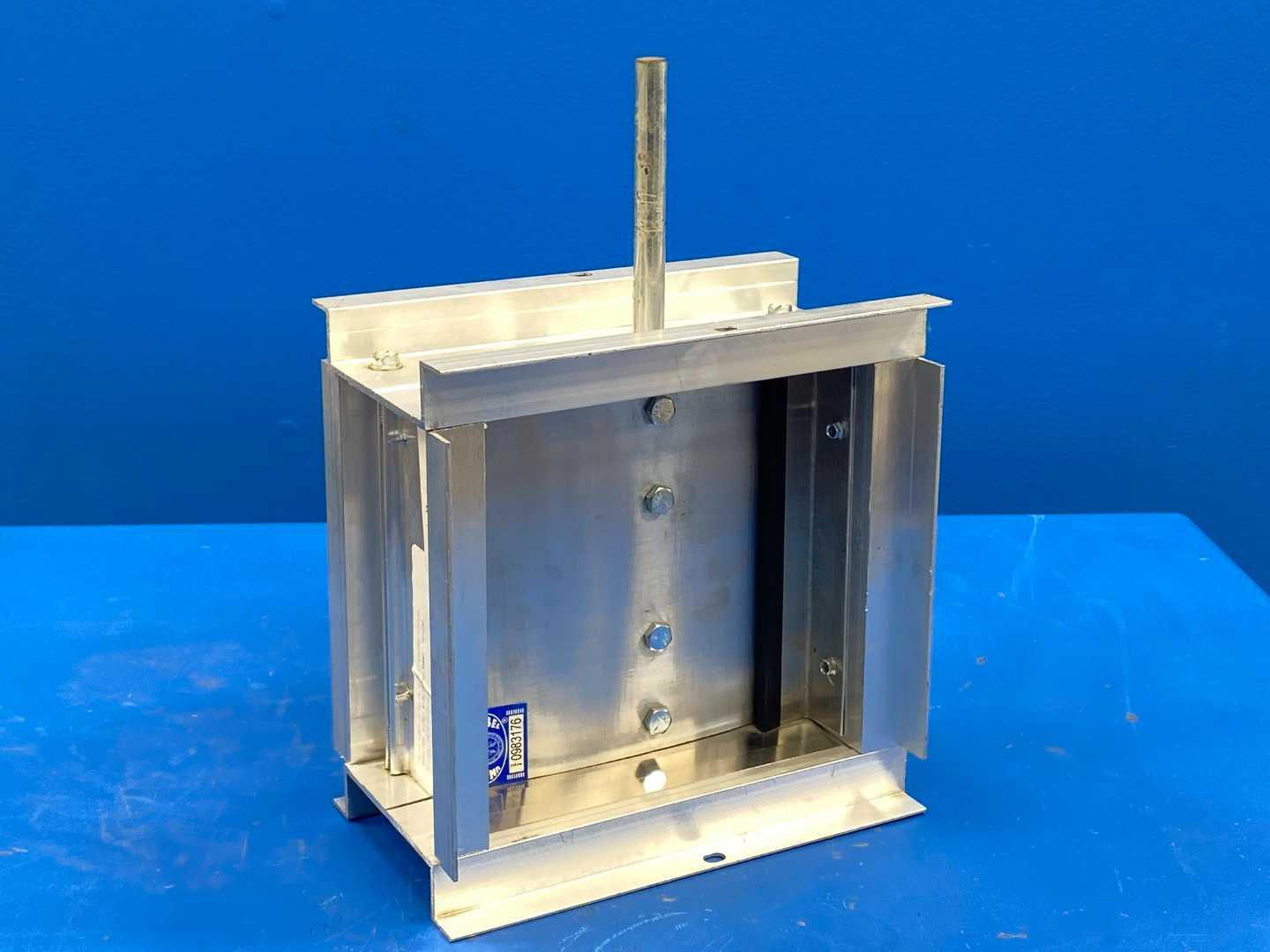 Nailor Industries 2010 Model Airfoil Blade Control Damper - Parallel 9" x 9" Extruded Aluminum