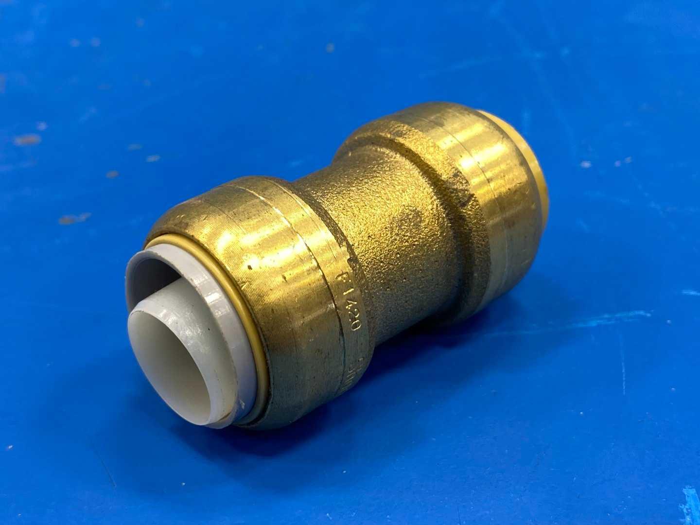 SharkBite U4016LF RWC Adapter 3/4" x 3/4" Push-to-Connect Fitting