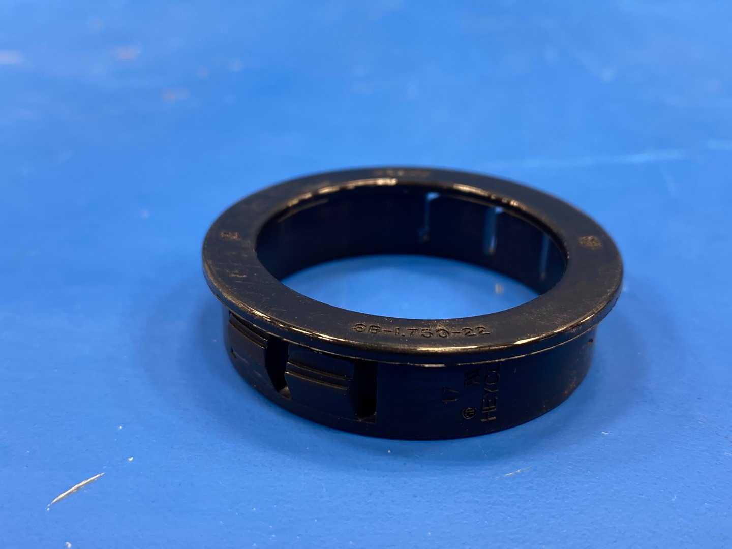 Heyco SB-1.750-22 Snap Bushing 1-3/4" Wire & Cable Protection Grommet Lot of Approximately 2500 Pieces