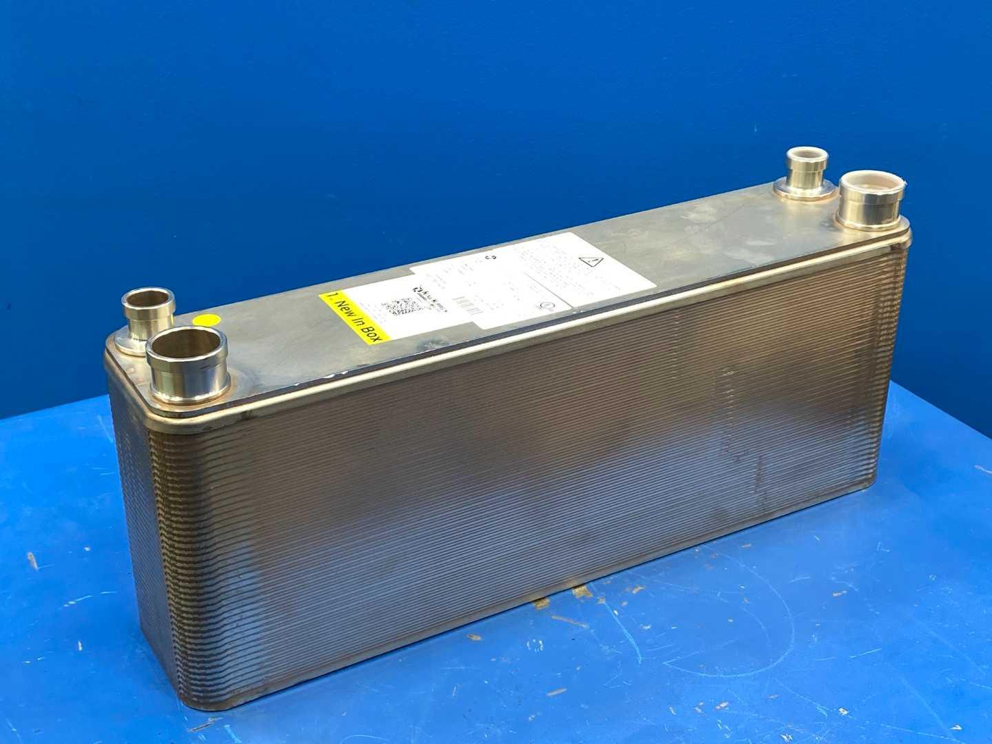 Onda S.p.A. S82 H-84 Brazed Plate Heat Exchanger 1.32/1.35gal (Approximately 4.5 tons) 653 PSI All Refrigerants