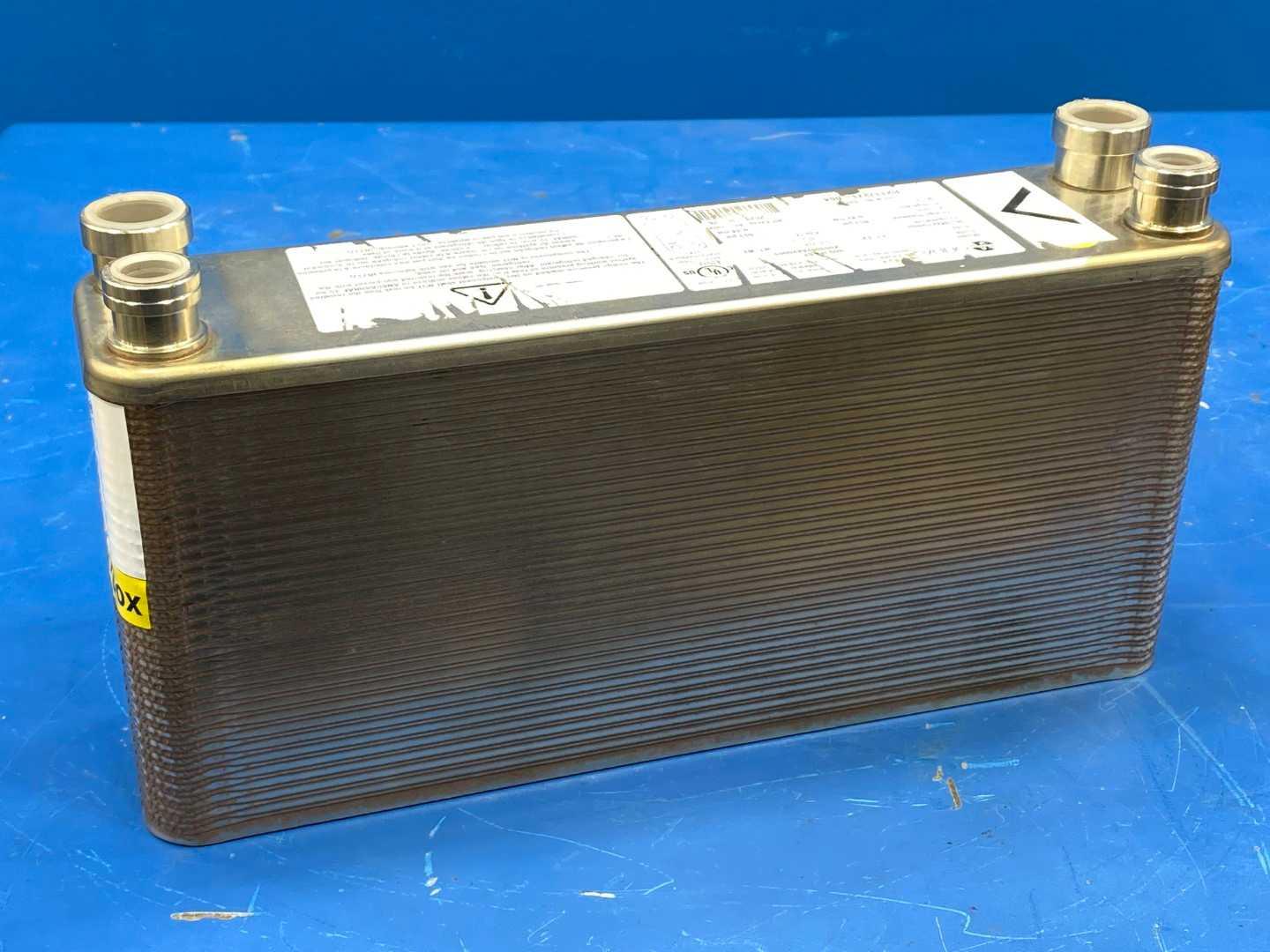 Brazed Plate Heat Exchanger 62 Plate 653 PSI Refrigerant R410A R404A R134a Onda S09 H-62 316L Stainless Steel HVAC Refrigeration Evaporator Condenser