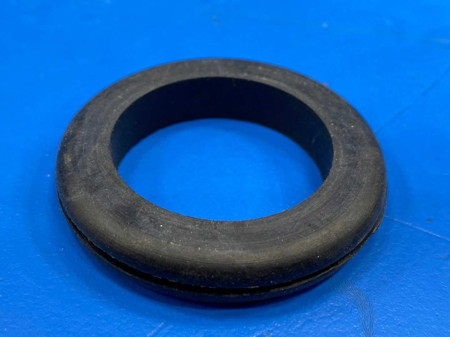 Rubber Grommet Lot of Approximately 3000 Pieces 1.84" OD x 1.26" ID x 0.33" Thick 0.32" Groove, 0.08" Lip