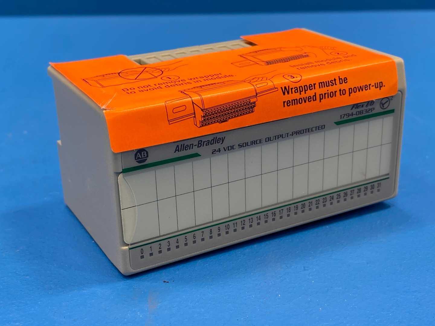 Allen-Bradley 1794OB32P 24VDC Source Output-Protected Module Series A