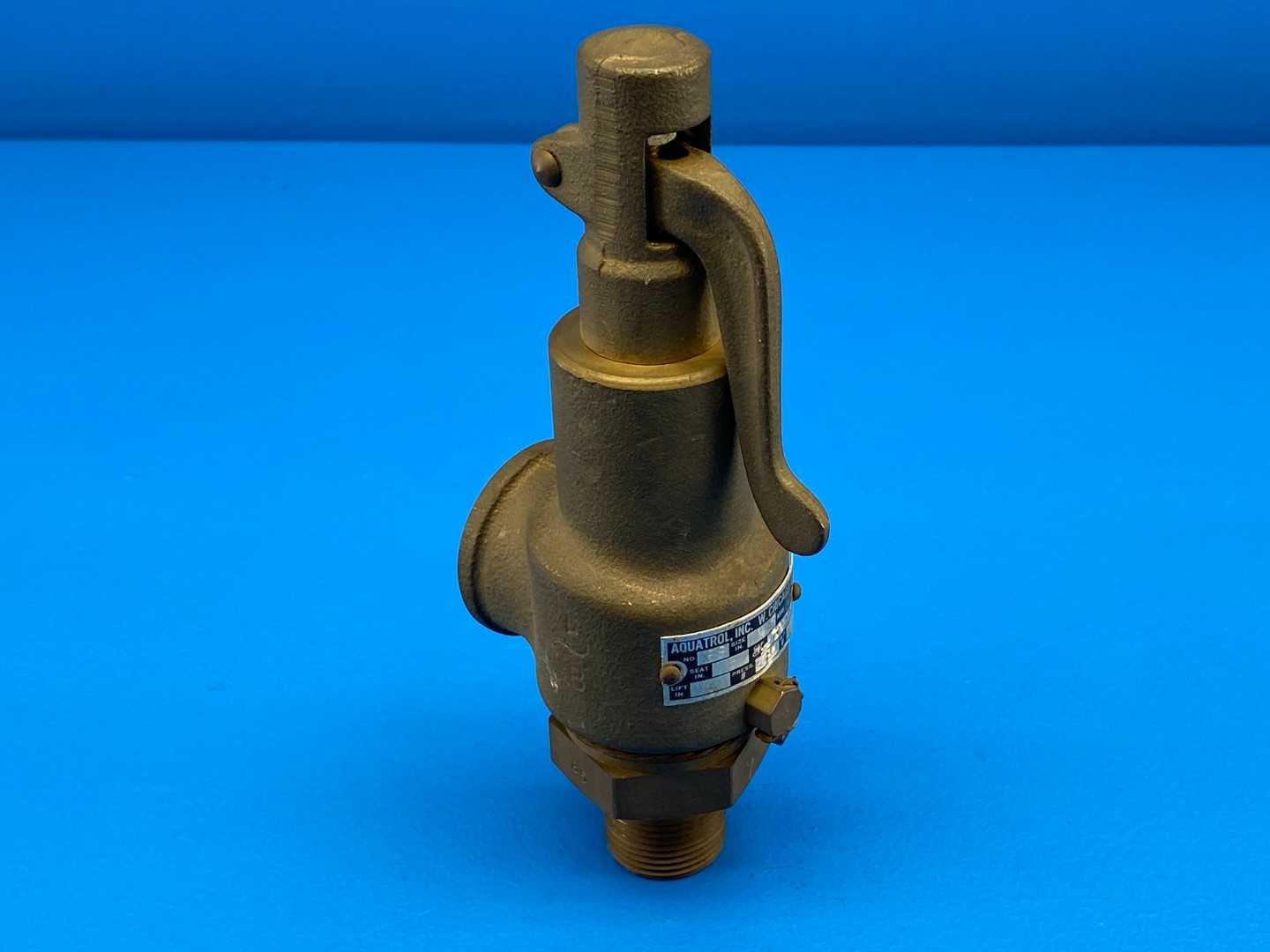 Aquatrol 88 88 Series 3/4 in. MNPT x FNPT Brass Air/Gas Safety Valve, Lift Lever