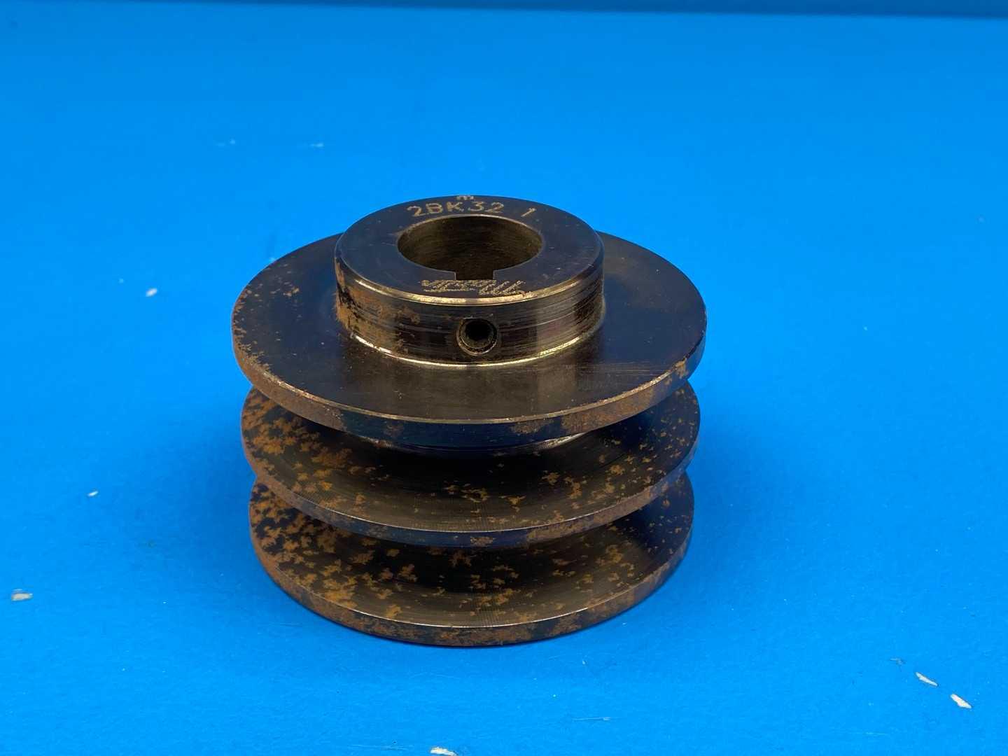 Martin Sprocket & Gear 2BK32 1 FHP V-Belt Pulley 1" bore, 2 grooves, 3.35" O.D.