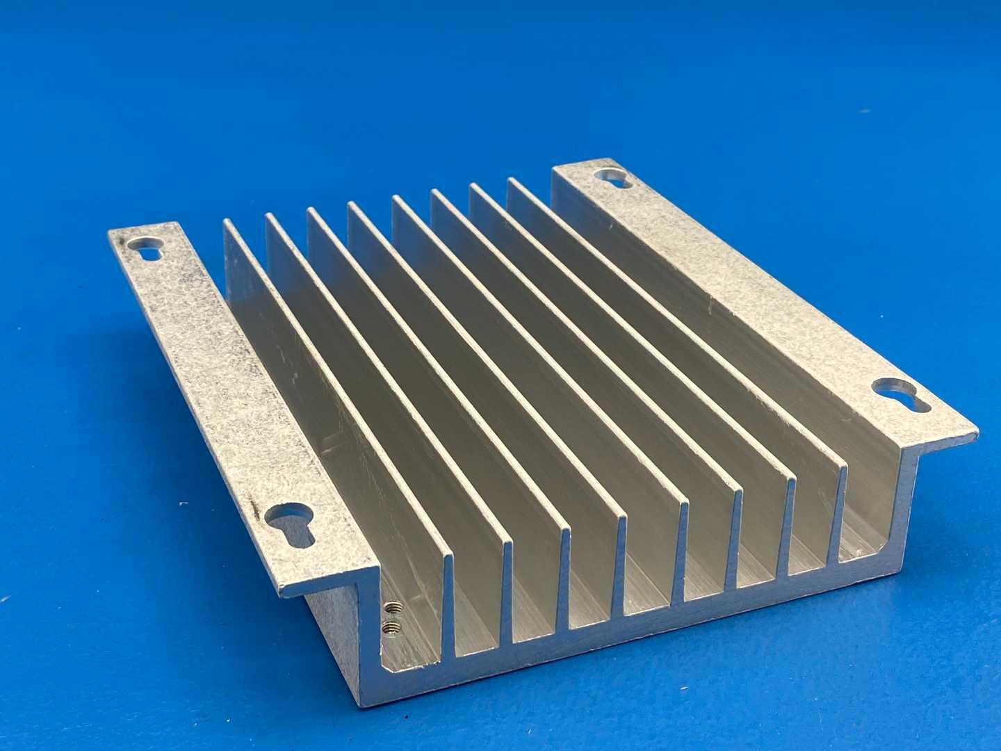 Baldor WD4007A08 7" Auxiliary Heat Sink BC143 ()