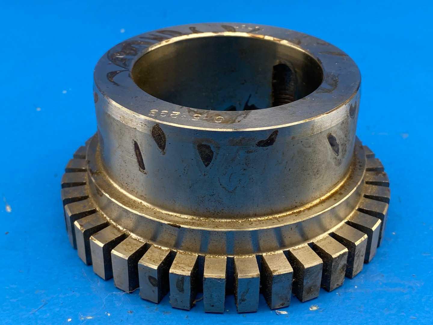 Falk 1070T HUB TL 2012 TL2012(0253205) T-Tapered Steelflex Bushed Coupling 13HP @ 100RPM Bore Dia Max 2-1/8" Dia 3-7/16"