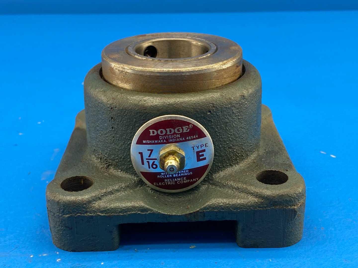 Dodge F4B-E-107R 059062, Type E-Xtra Flange Bearing Unit, 1-7/16" bore / 4-bolt base / tapered roller bearing