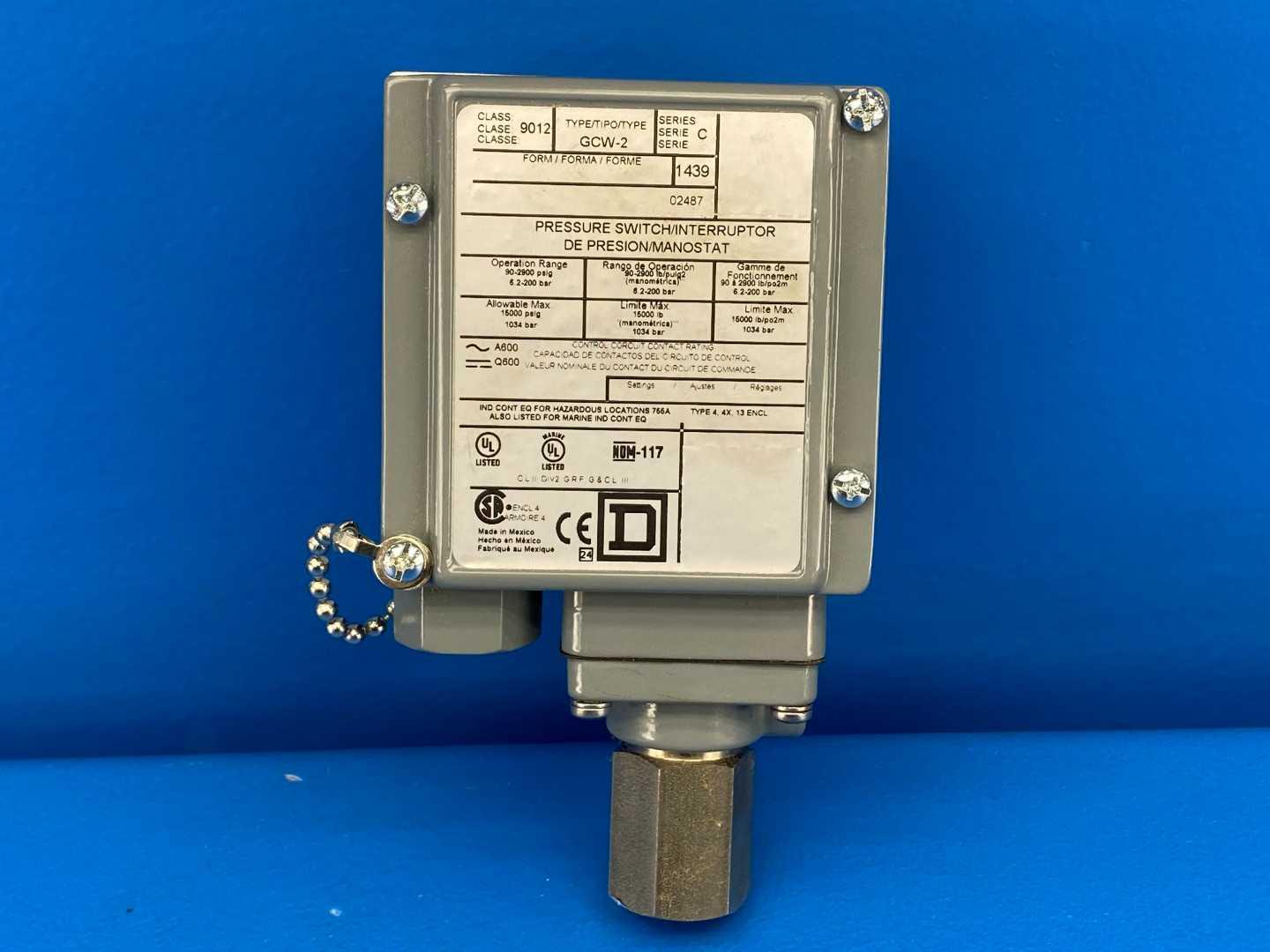 Square D 9012GCW-2 Industrial pressure Switch 1500.00 Psigl Type 4,4X,13 ENCL