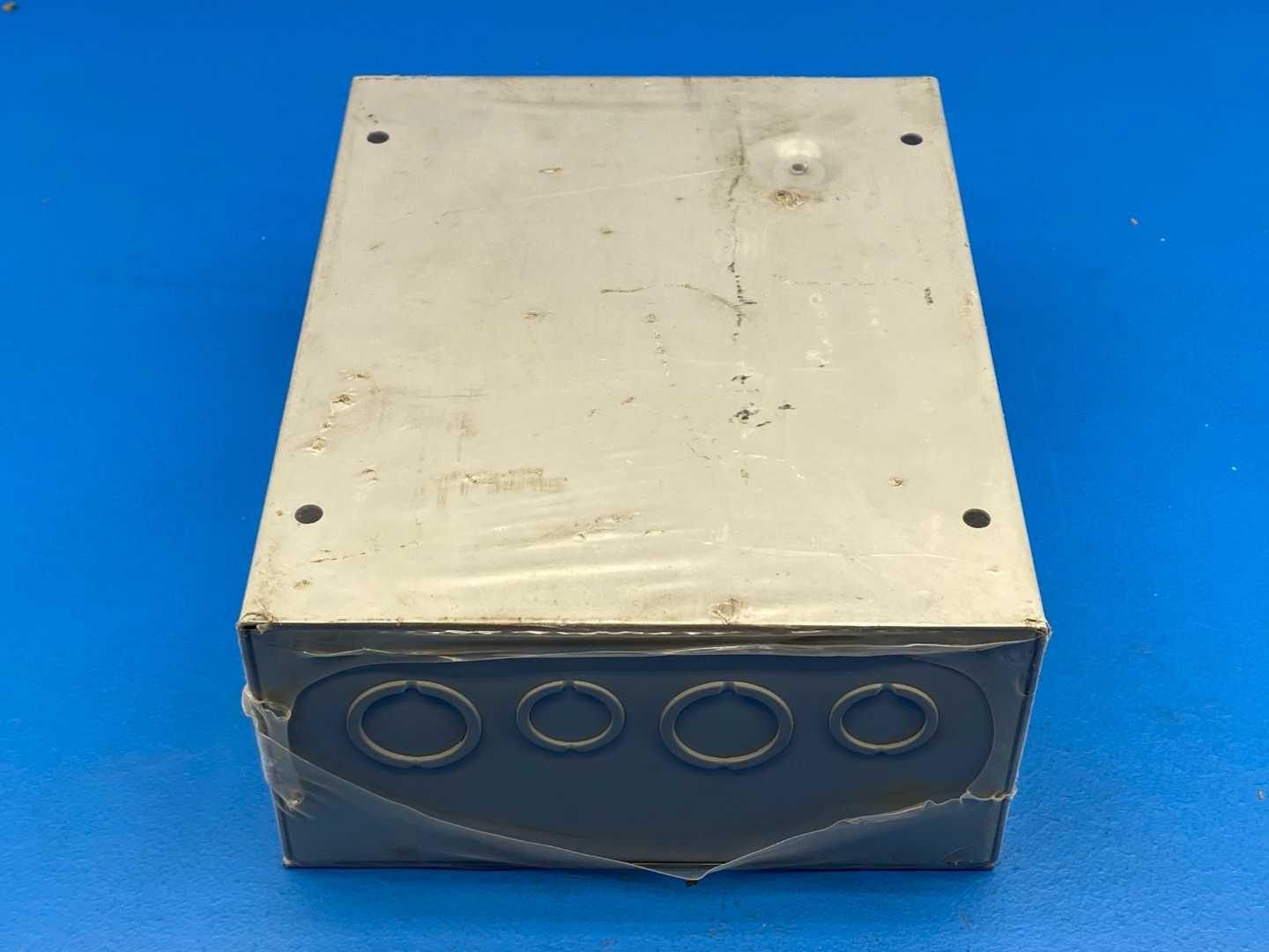 Hoffman A-SE10X8X4 SCR CVR Pull Box
