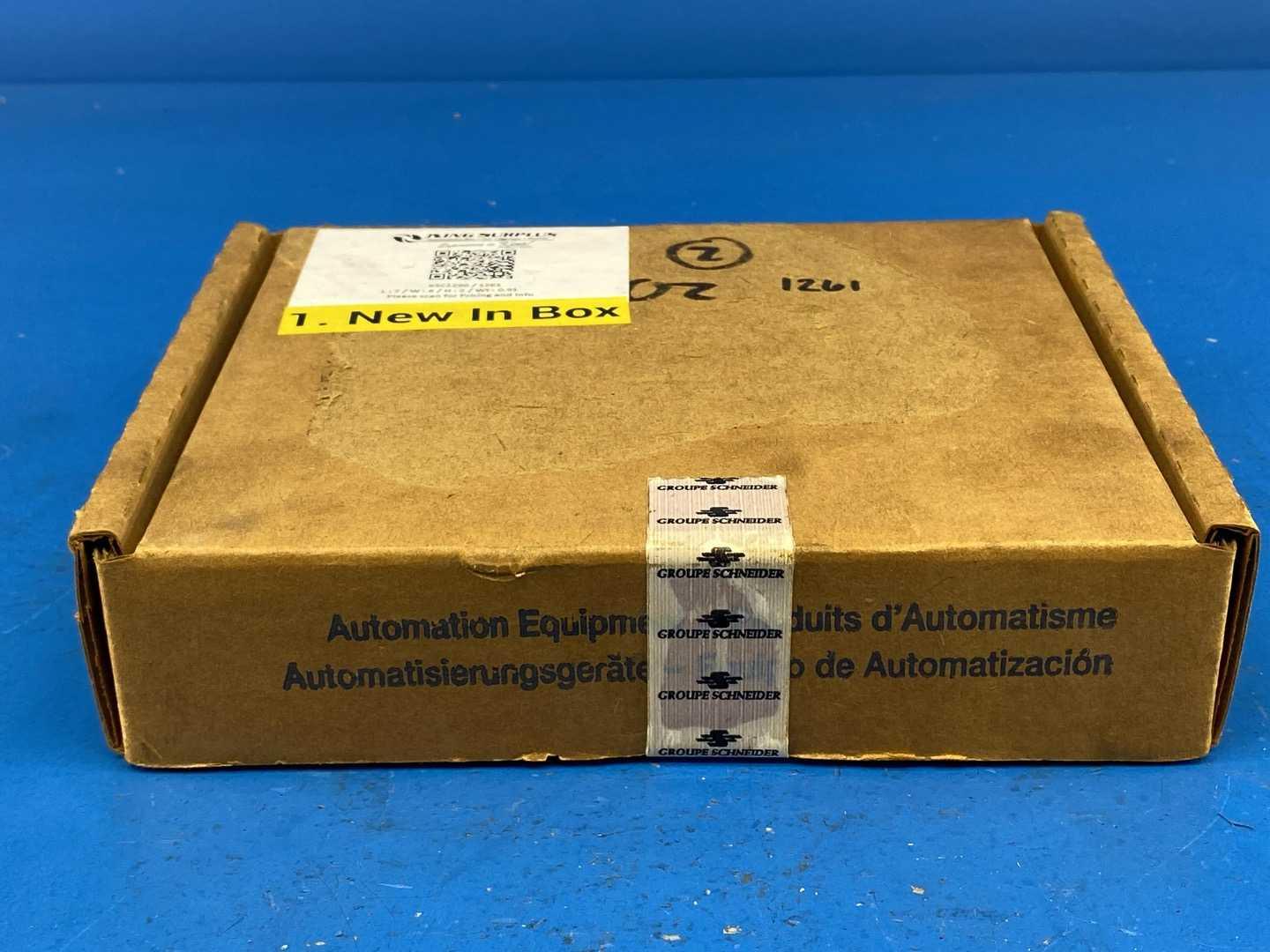 Schneider Electric AS-P120-000 Power supply module for Modicon Compact 984 PLC