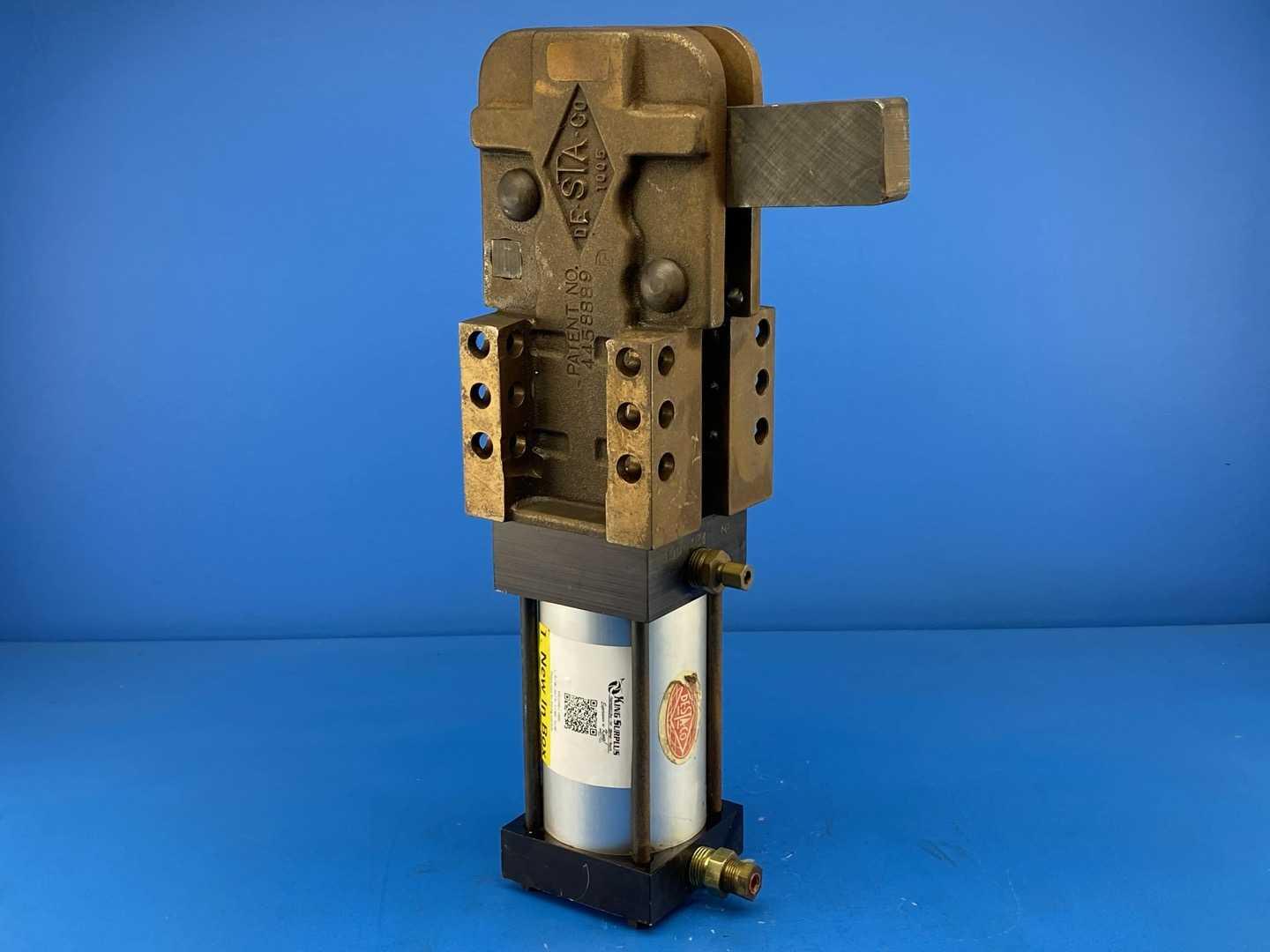 Destaco 1000-MR Pneumatic Heavy Duty Power Clamp