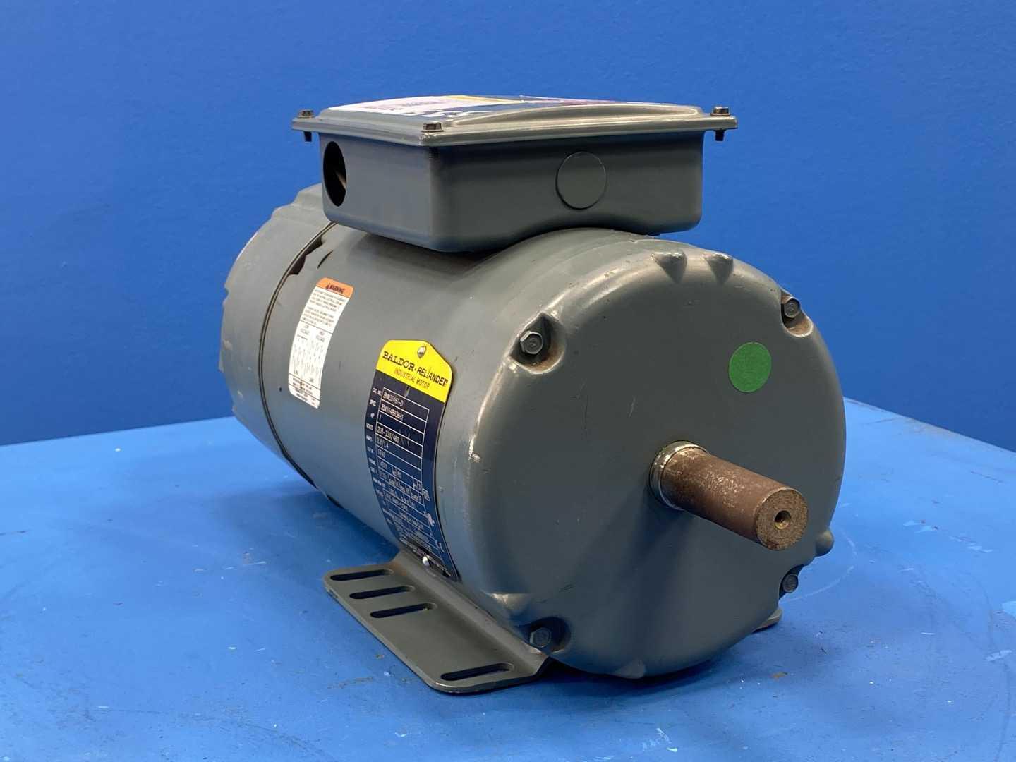 1 HP Brake Motor 1740 RPM 3PH 208-230/460V 145TY TENV Baldor BNM3546T-D w/ Dodge 031395 D-Series Brake