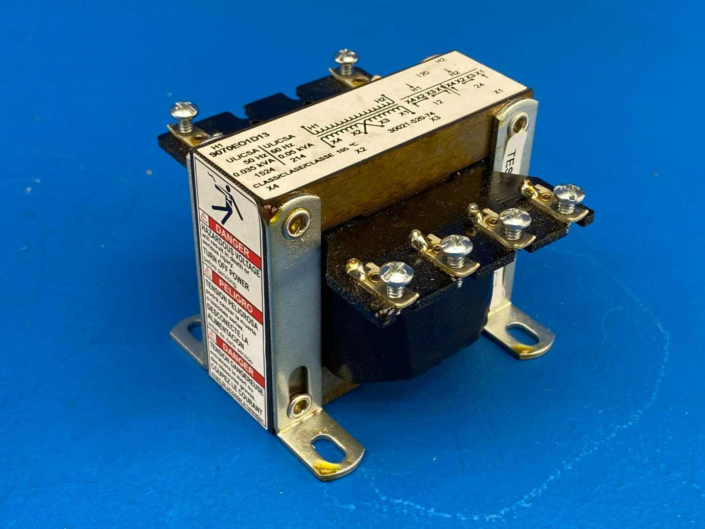 120V to 12/24V 35 VA Single-Phase Industrial Control Transformer 50/60Hz Square D 9070EO1D13