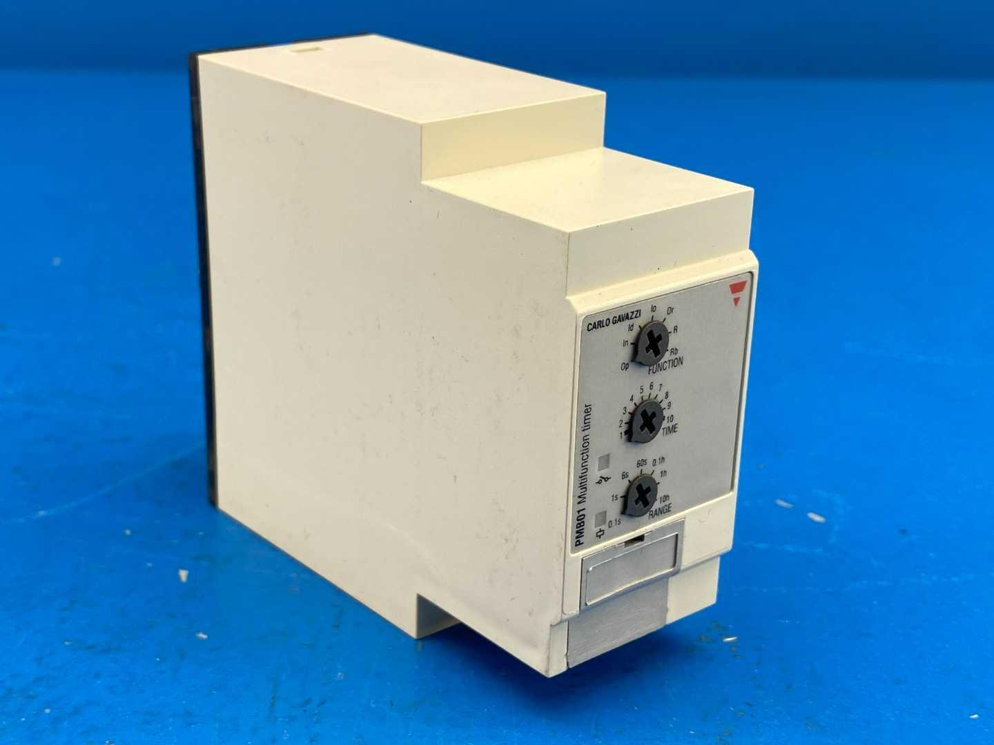 Carlo Gavazzi PMB01DM24 Multifunction Timer 240V 8A