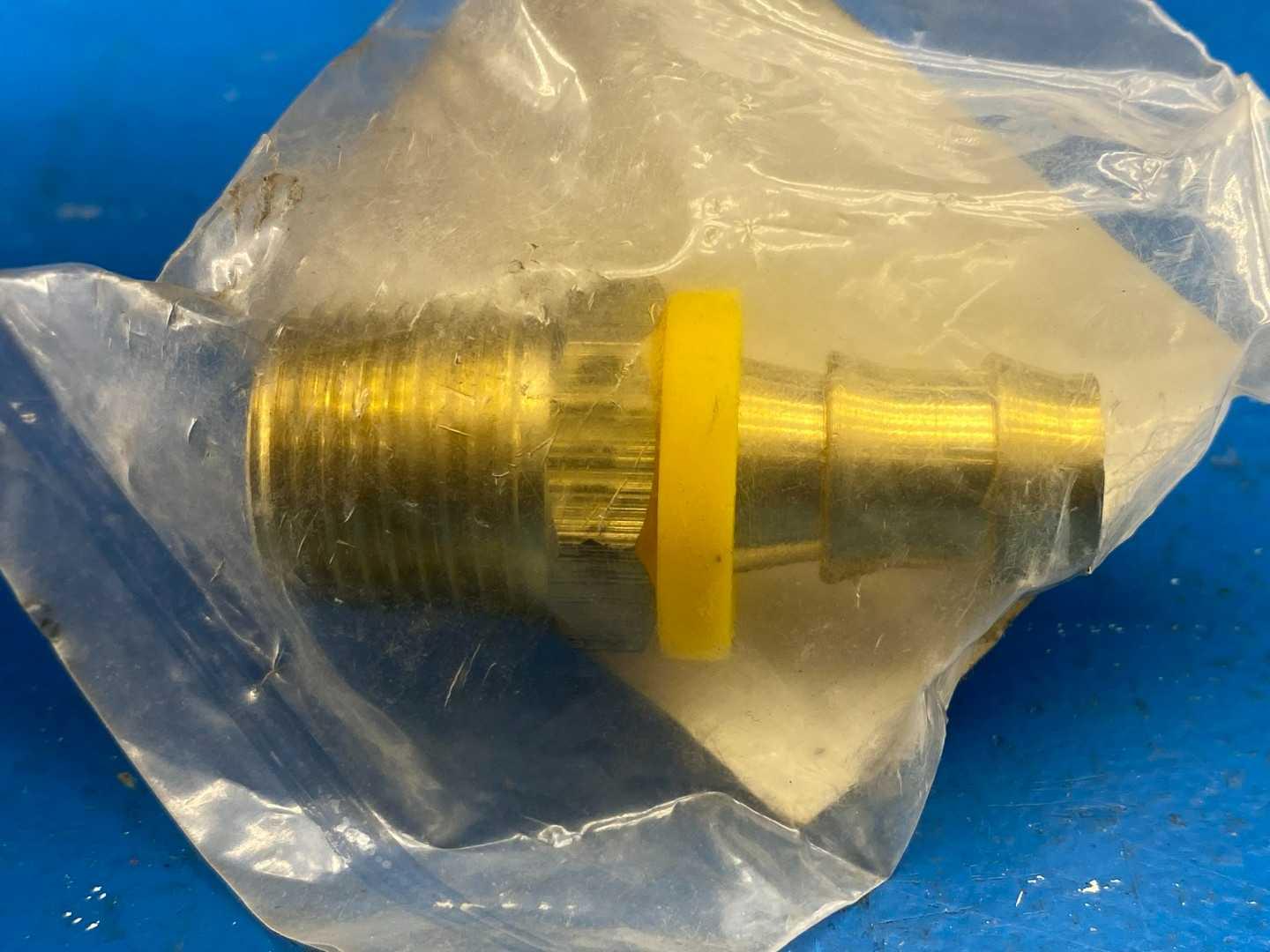 Grainger 5A255B (1), (M)Lock Barb 1/2" x 1/2"