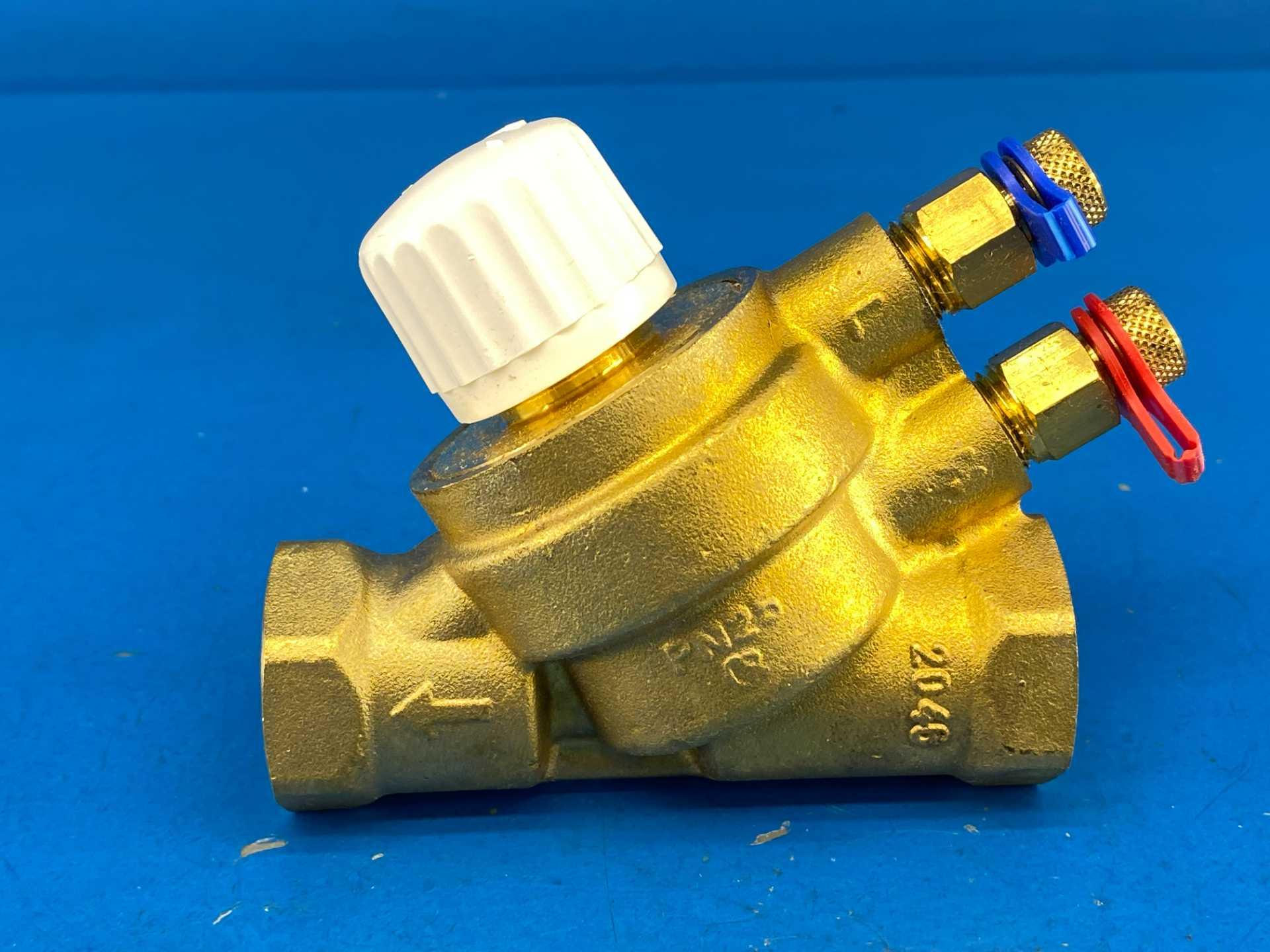 Johnson Controls VP140JAJ 3/4" (DN20) NPT Pressure Independent Control Valve - Axial mPICV Compact 4.4GPM