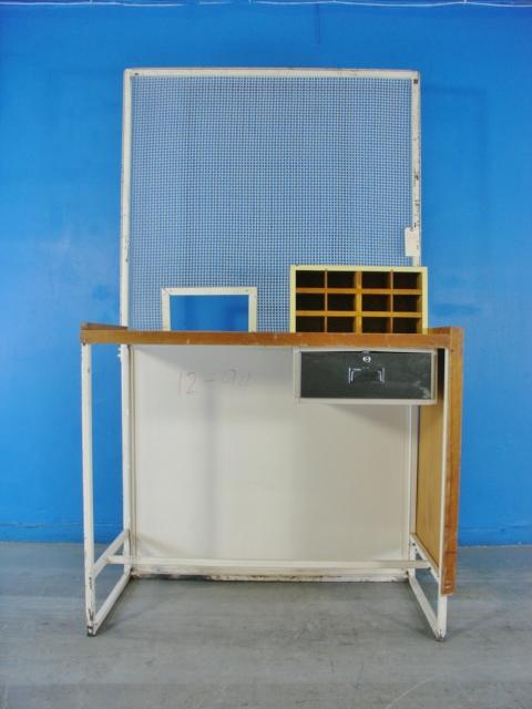 Diebold TICKET BOOTH FOR SALE AMUSEMENT TICKET BOOTH w CASH BOX